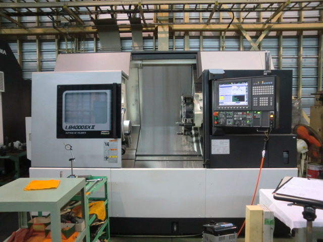 Vertical machining center